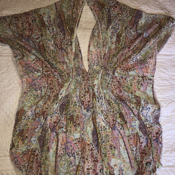 Victoria's Secret cover-up - Picture 3 of 4